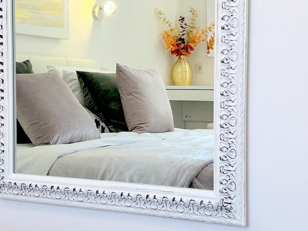 King Residence Old Town Rab - Adults Only Rab Town Eksteriør billede