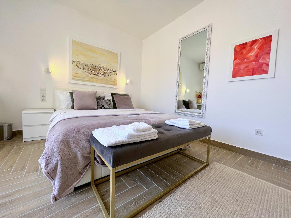 King Residence Old Town Rab - Adults Only Rab Town Eksteriør billede