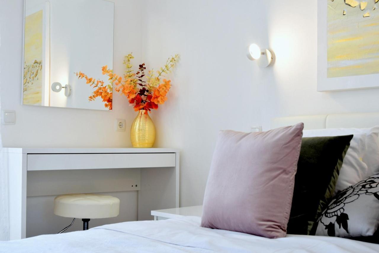 King Residence Old Town Rab - Adults Only Rab Town Eksteriør billede