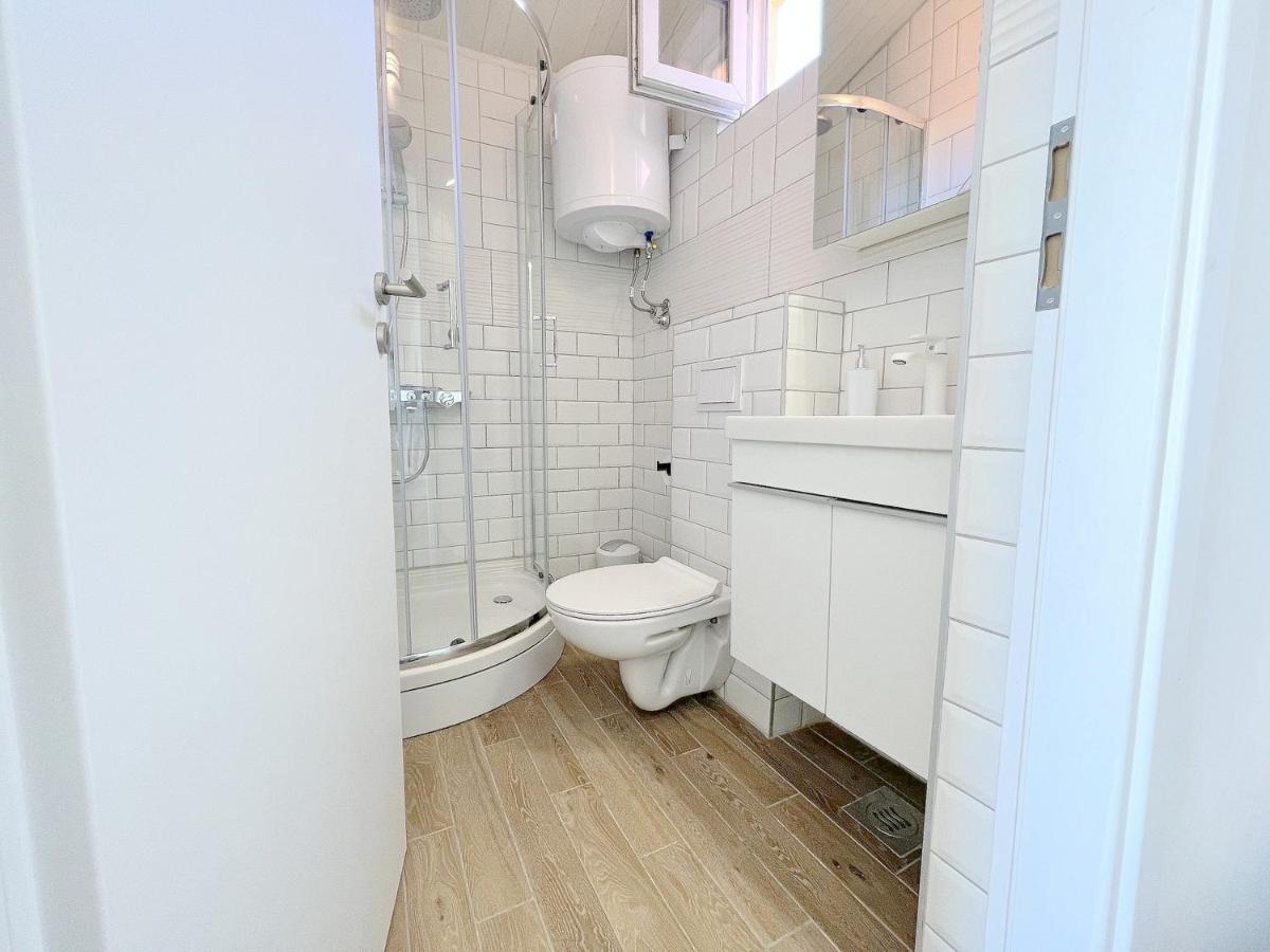 King Residence Old Town Rab - Adults Only Rab Town Eksteriør billede