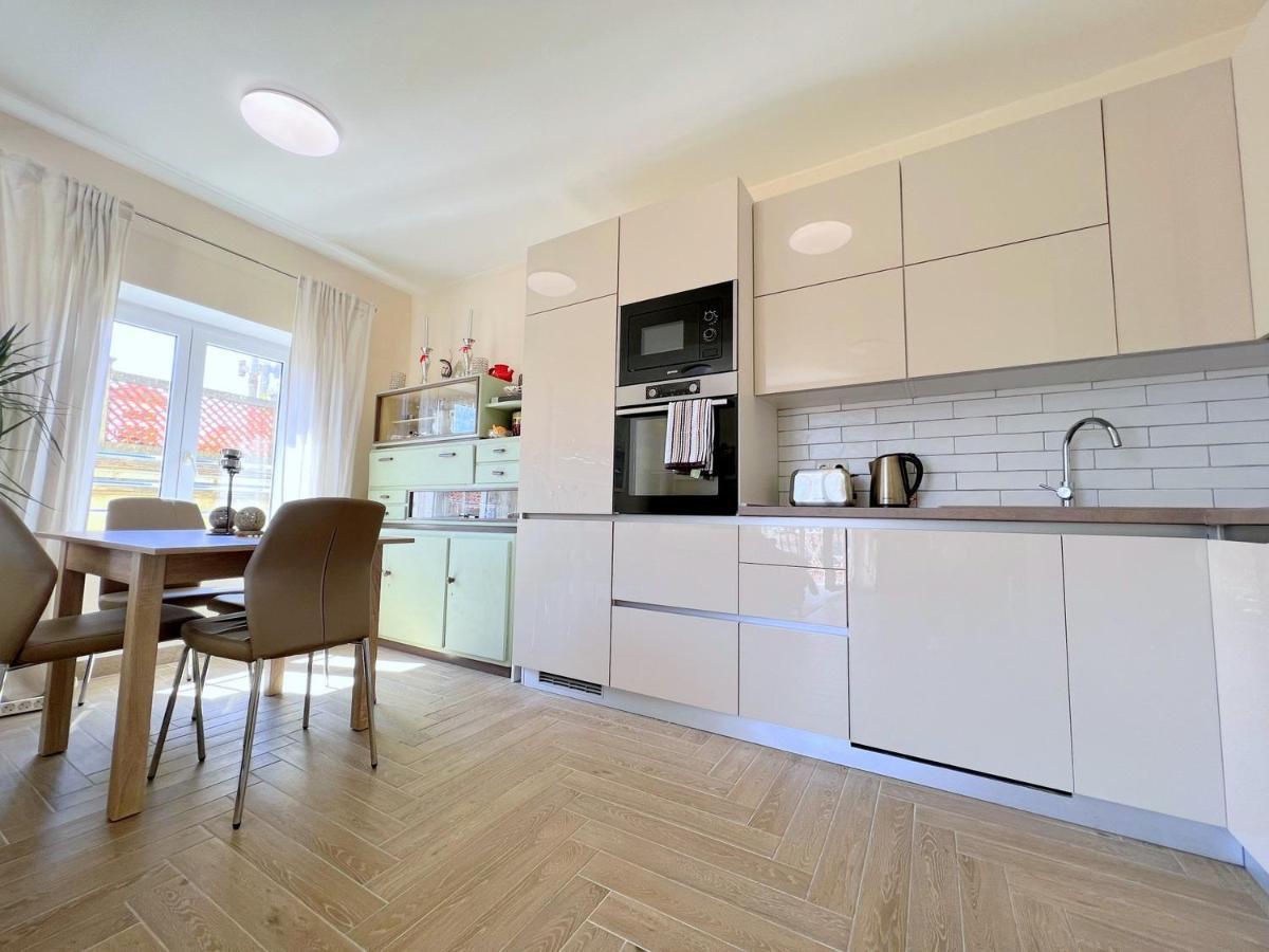 King Residence Old Town Rab - Adults Only Rab Town Eksteriør billede