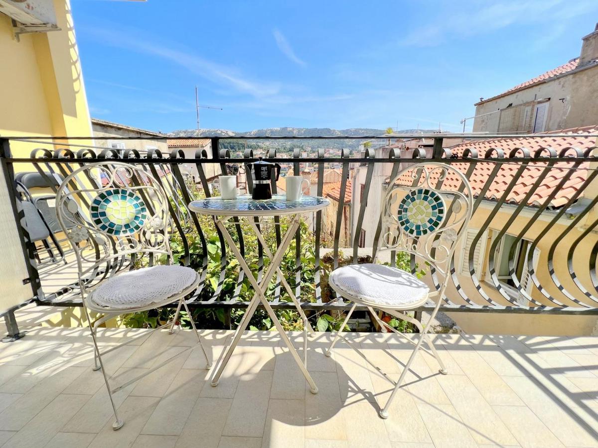 King Residence Old Town Rab - Adults Only Rab Town Eksteriør billede